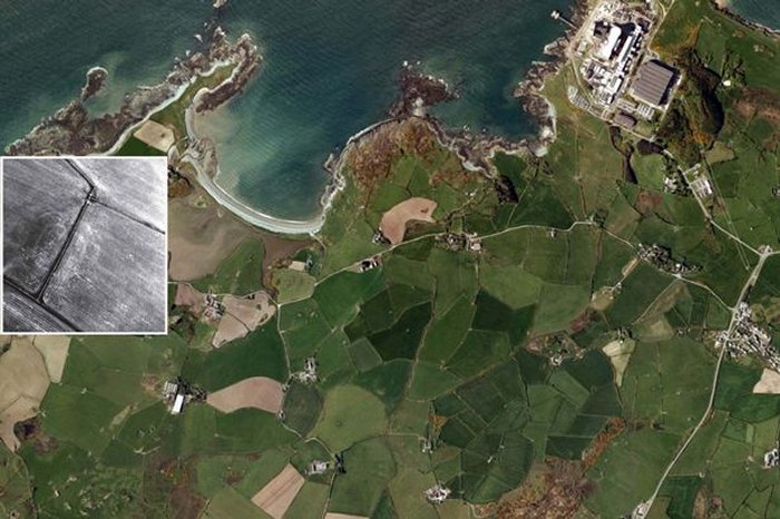 An new Roman era 'fortlet' has been found on Anglesey. Photo credits: Gwynedd Archeological Trust