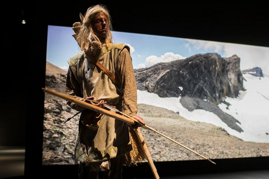 The hunter of Schnidi - a prehistoric model displayed at the Bern Historical Museum three years ago (KEYSTONE/Archäologischer Dienst Kanton Bern)