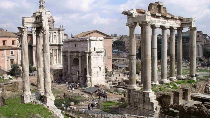 Mystery Of Ancient Roman Concrete That Still Stands Strong – Has A 2,000-Year-Old Engineering Puzzle Been Solved?