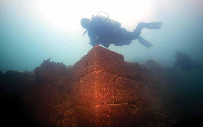 Mysterious 3,000-Year-Old Urartu Castle Discovered Underwater