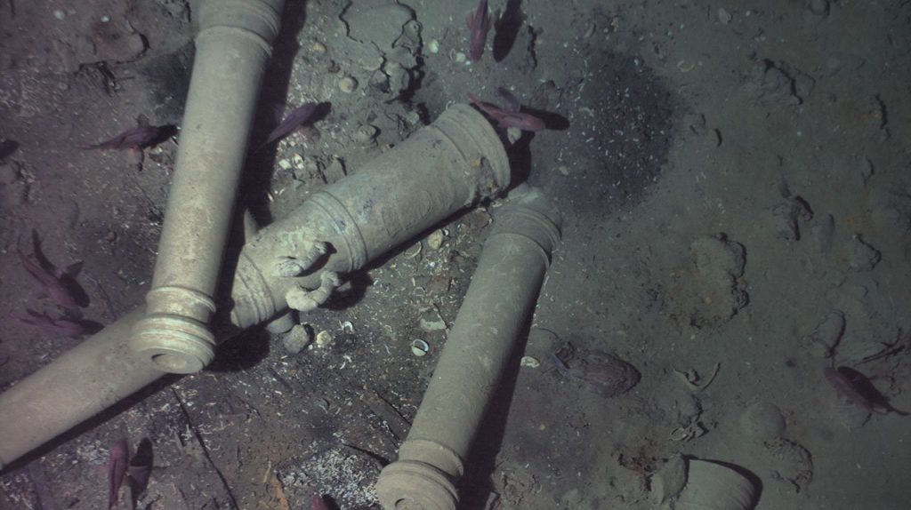 n November 2015, the MAC survey team and WHOI researchers returned to Colombian waters for a second search effort. Side scan sonar images gave the crew the first indications of the find from of the wreck. To confirm the wreck’s identity, REMUS descended to just 30 feet above the wreck where it was able to capture photos of a key distinguishing feature of the San José—its cannons. (REMUS image, Woods Hole Oceanographic Institution)