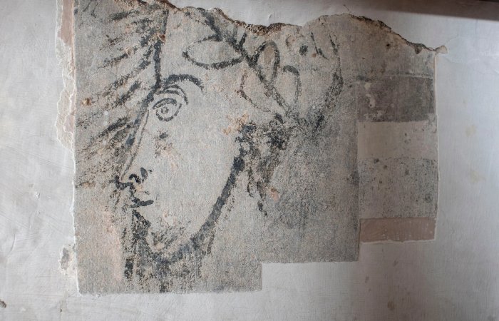 Sir Walter Raleigh 'Self-Portrait' Discovered Behind Walls In The Tower Of London