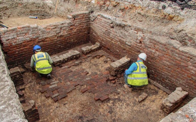 London's Oldest Theater Red Lion Discovered Beneath Whitechapel