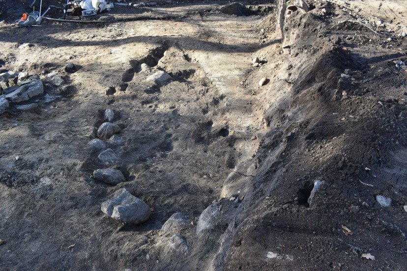 Rare Viking Ship Burial At Gamla Uppsala Reveals Its Secrets – What’s Inside? 