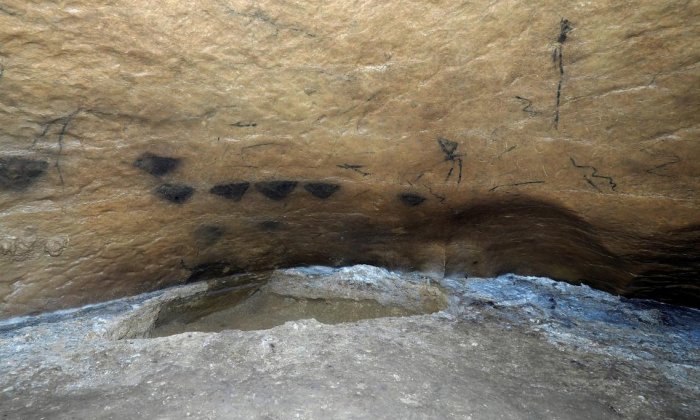 Cave Art In ‘Painting Room’ – At Ojo Guareña (Burgos) Is Over 12,000 Years Old