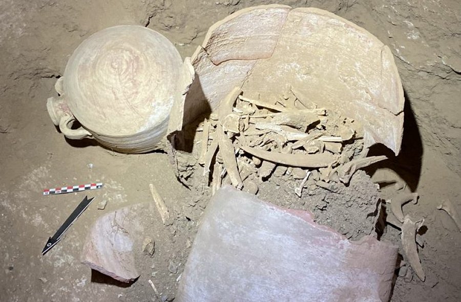 Votive offering found inside the Large Temple. Credits: SIKAIT PROJECT