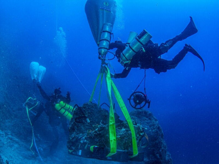 Massive Head Of Hercules Pulled From The Antikythera Shipwreck