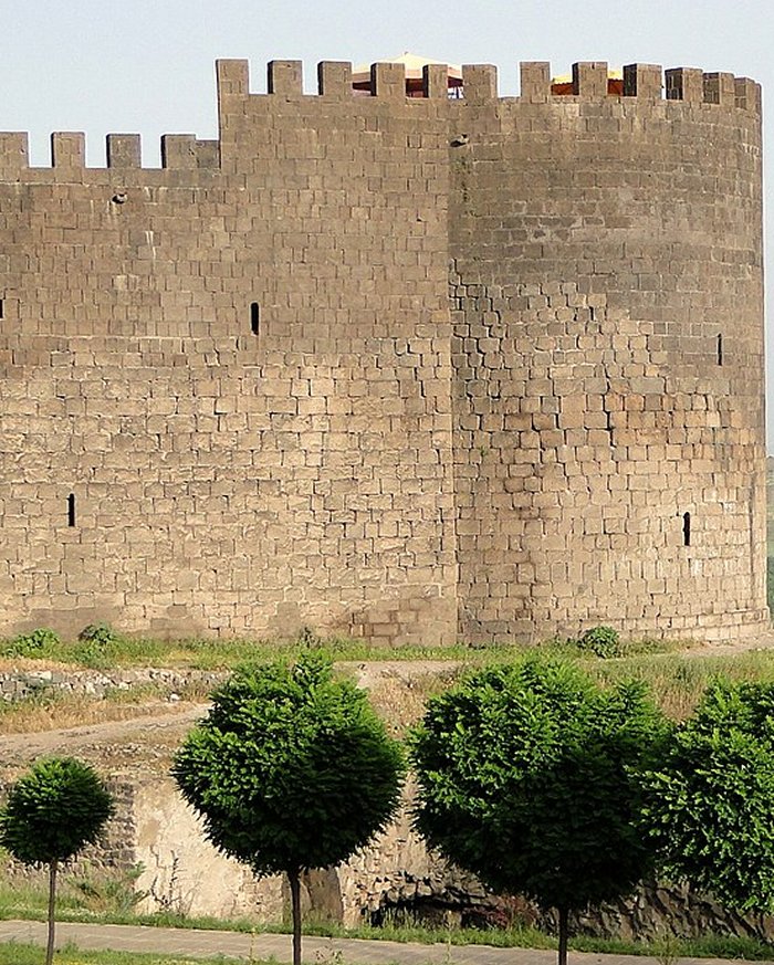 City Wall and Battlements - Diyarbakir - Turkey. Image credit: Adam Jones - CC BY-SA 2.0