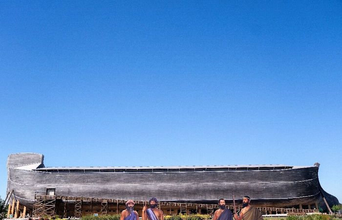 Full-Sized Model Of Noah's Ark Created In The U.S. To Show People The Evolution Theory Is False