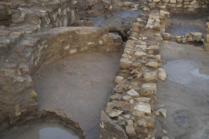 Ancient 'Refrigerator' And Unique Coins Discovered In Roman Military Camp In Bulgaria