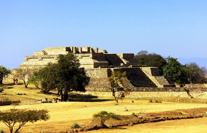 Why Do Some Cities Only Last A Century While Others Prosper For A Thousand Years Or More?