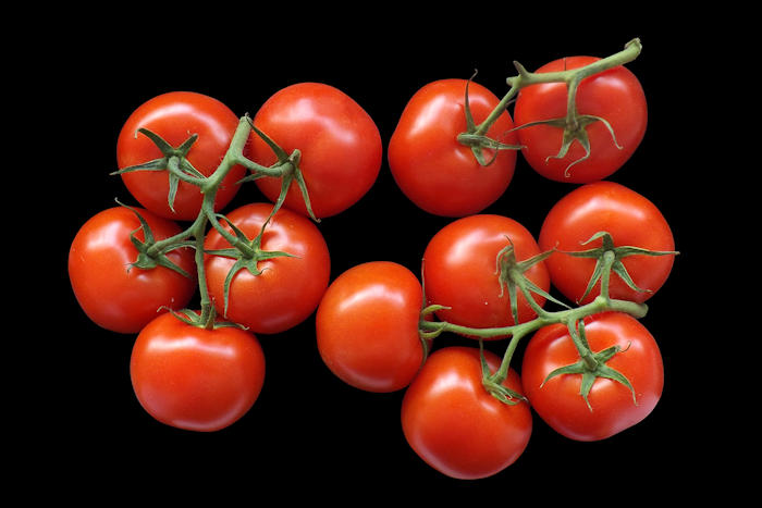 Meteorite That Killed Dinosaurs Responsible For Turning Tomatoes Red - Scientists Say