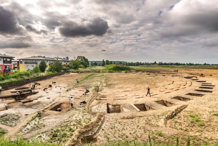 New Photos Of The Puzzling 7,000-Year-Old Circular Structure Near Prague And New Attempt To Solve The Neolithic Mystery
