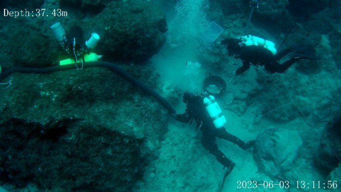 New Underwater Discoveries Made Around The Antikythera Shipwreck