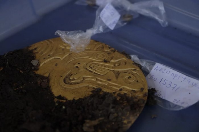 Coclé Lord's Amazing Tomb Filled With Gold Treasures Found In El Caño, Panama
