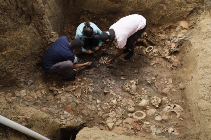 Coclé Lord's Amazing Tomb Filled With Gold Treasures Found In El Caño, Panama