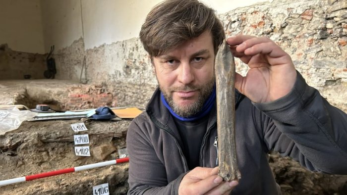 1,000-Year-Old Bone Skate Found In Moravian City Of Prerov, Czech Republic