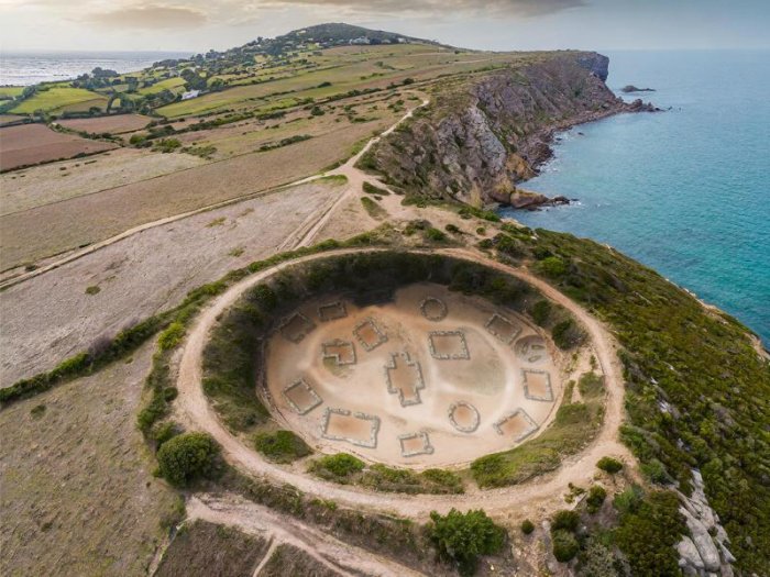 LIDAR Discovers Circular Iron Age Village At Cap d'Erquy, France