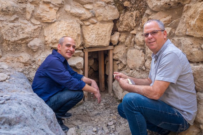 Findings From The First Temple Period Discovered In the City of David Corroborate A Biblical Event