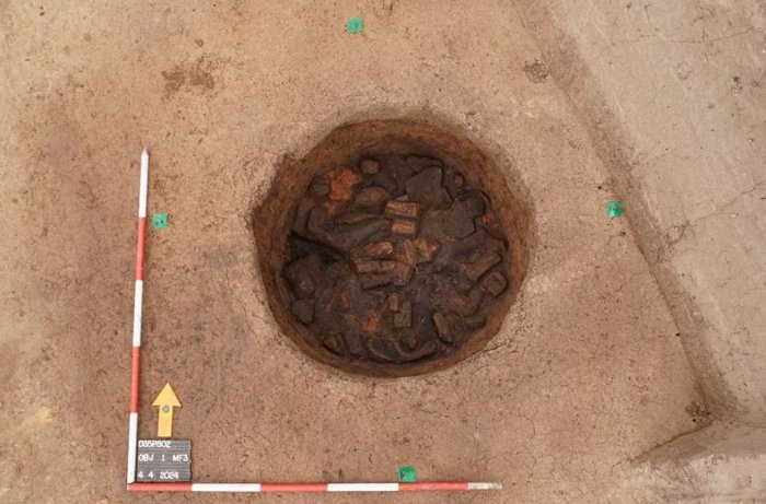 Longest European Burial Mound Pre-Dating The Egyptian Pyramids Discovered In Czechia