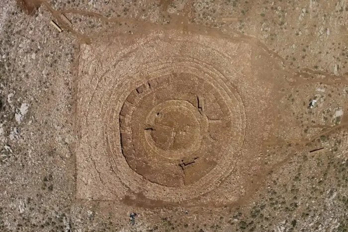Mysterious Giant Minoan Structure Found On Crete
