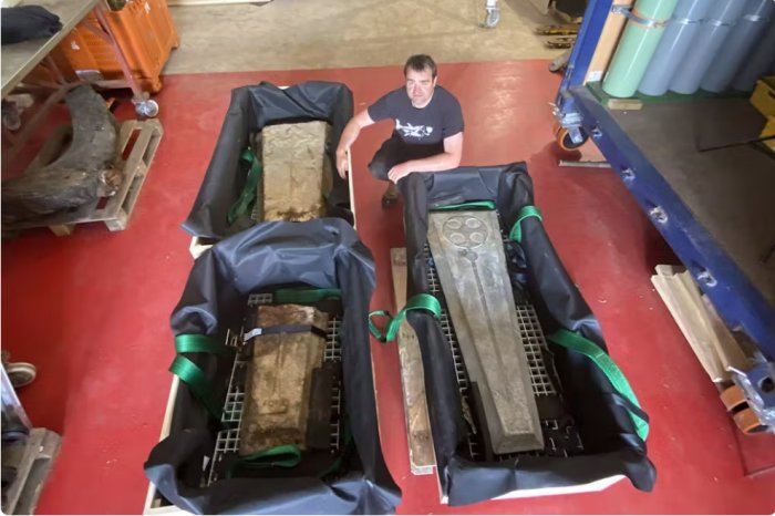 Unique Purbeck Marble Found On England's Oldest Historic Shipwreck