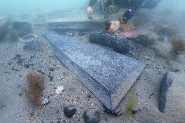 Unique Purbeck Marble Found On England's Oldest Historic Shipwreck