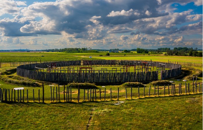 Germany's Stonehenge Pömmelte Reveals More Secrets - 140 Wooden Houses And 78 Silos Found