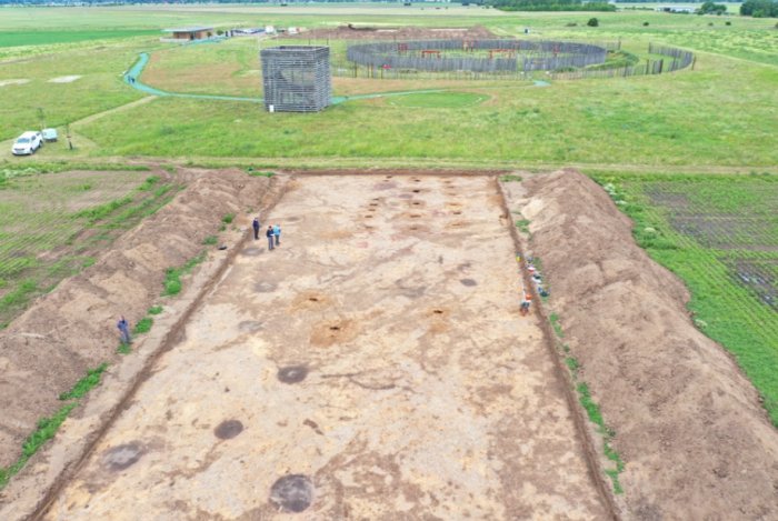 Germany's Stonehenge Pömmelte Reveals More Secrets - 140 Wooden Houses And 78 Silos Found
