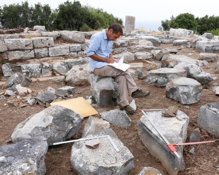Gold Coins Found In The Ancient City Of Notion Tell A Story Of Misfortune