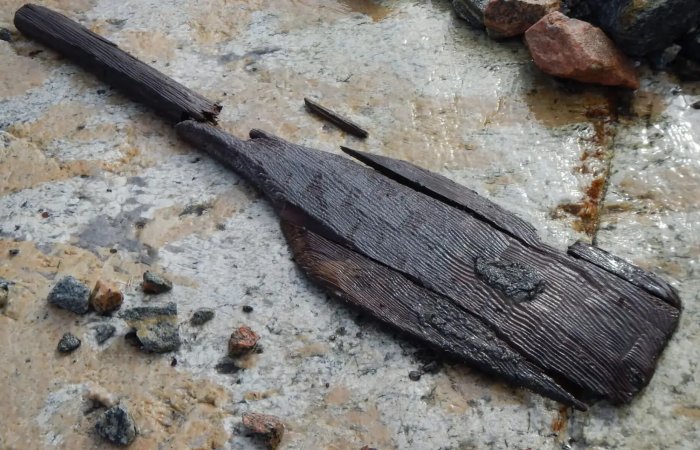 Ancient Wooden Spade Found Under Melting Ice In Norway - Archaeologists Urge Hikers To Stay Alert