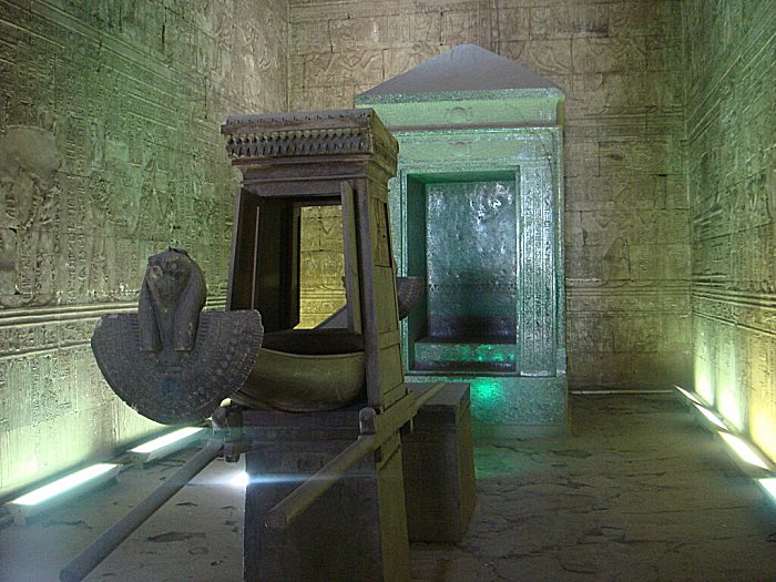 New Inscriptions, Gold And Paint Showed Thanks To Restoration in the Temple of Edfu