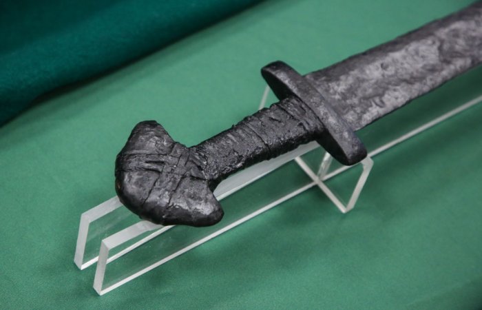 Magnificent Viking Era Sword Found By Divers In The Suprasl River, Poland