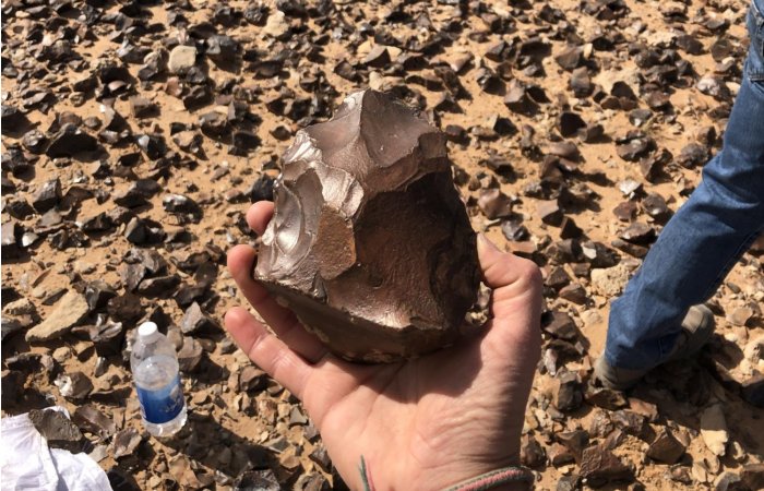1.5-Million-Year-Old Hand Axes Found In The Iraqi Desert