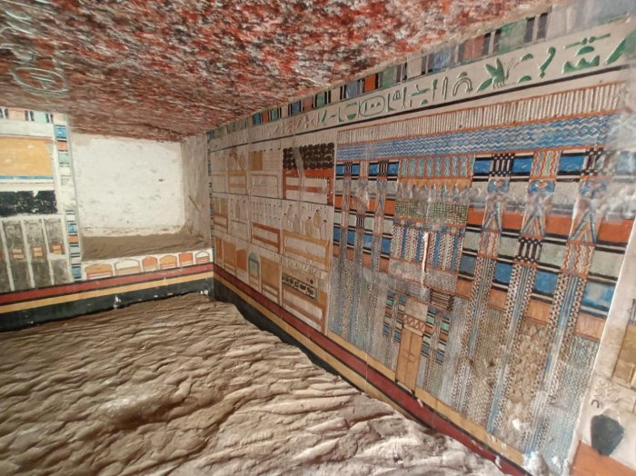 4,000-Year-Old Tomb Of Titi Nab Fu, Pharaoh's Doctor and ‘Magician' Unearthed In Saqqara
