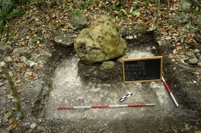 Huge 3,000-Year-Old Mayan City 'Los Abuelos' With Pyramids And A Unique Canal System Discovered In Guatemala