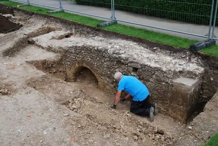 Remains Of Norman Tower That Defended Chichester’s Castle - Unearthed