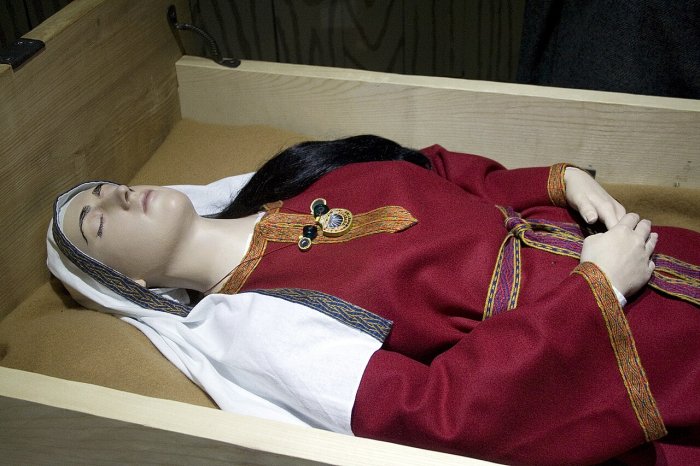 Tradition Of Rare Medieval Bed Burials Was Much More Complex Than Previously Thought