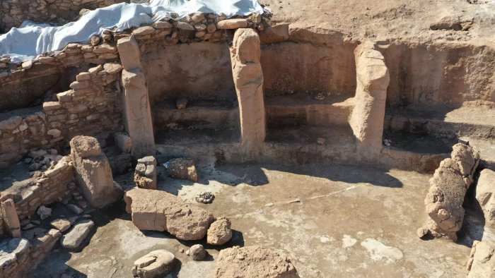 12,000-Year-Old Human Face Depicted On The T-Shaped Pillar - Discovery At Karahantepe, Turkiye