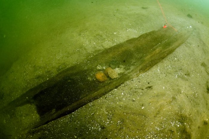 Lake Mendota's Submerged Canoes Predate The Egyptian Giza Pyramids - Why Are The Vessel Underwater?