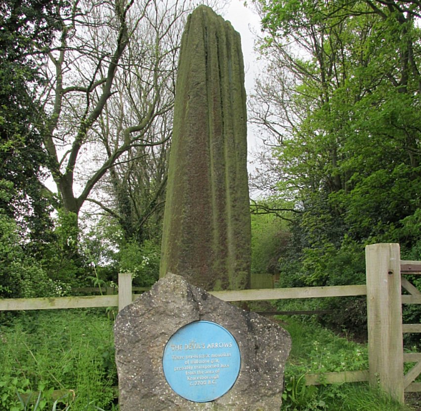 Mysterious Neolithic ‘Devil’s Arrows’ Megaliths Near Boroughbridge, Yorkshire, England